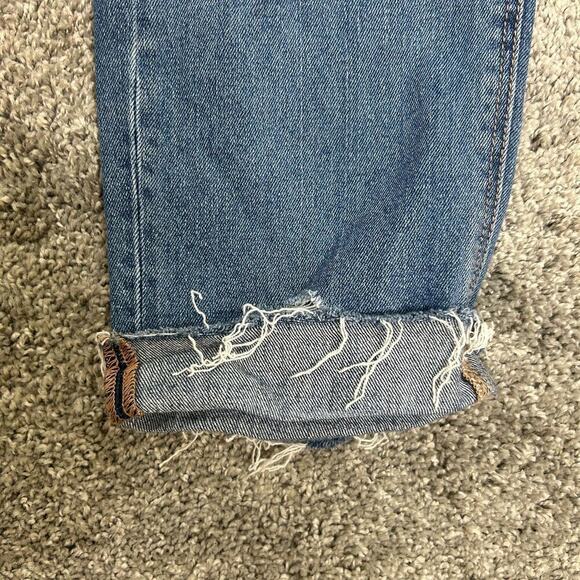 American Eagle Size 10 Jeans Distressed TOMGIRL Inseam 28.5 inches (uncuffed) - Picture 4 of 6